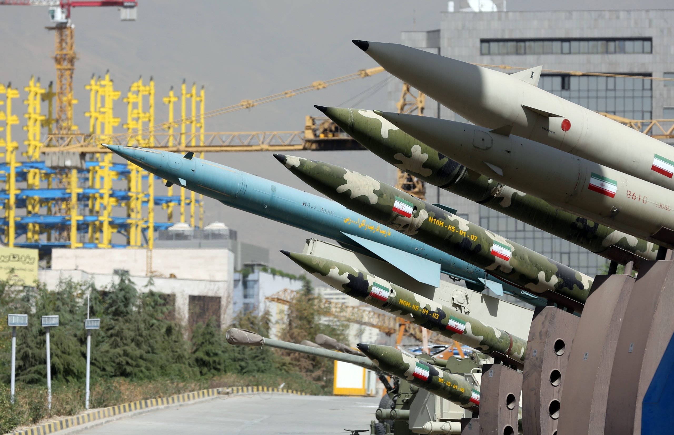 Ιράν: Δείτε το νέο πύραυλο cruise που αποκάλυψε (βίντεο)