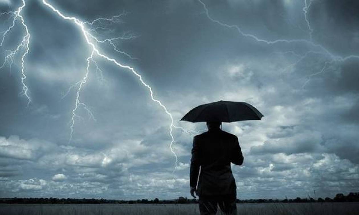 Έκτακτα καιρικά φαινόμενα: Θα έχει καταιγίδες για 12 συνεχόμενες ώρες και πλημμυρικά φαινόμενα