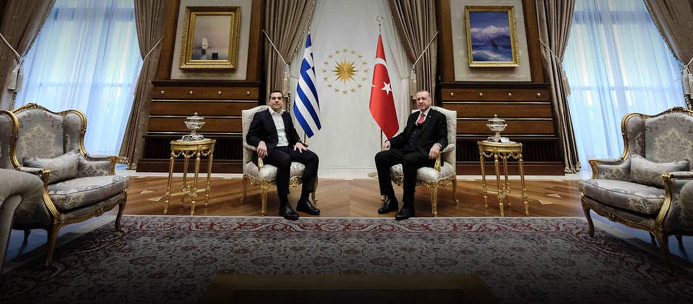 Συνάντηση Α.Τσίπρα με Ρ.Τ.Ερντογάν στο «Λευκό Παλάτι»: «Ψαρωμένος» από το «νεο-οθωμανικό μεγαλείο» μπροστά στον Σουλτάνο