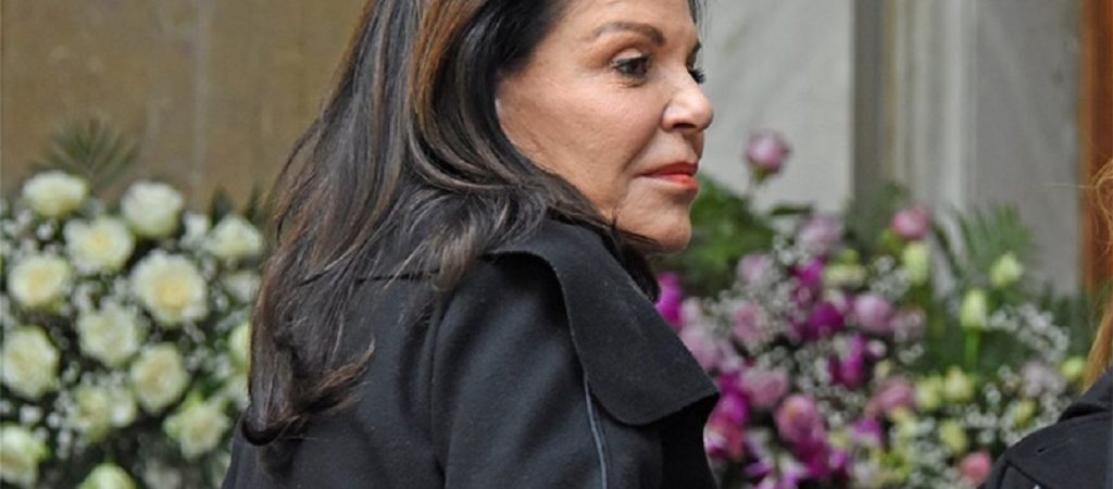 Συγγενείς, φίλοι και πολιτικοί στο «ύστατο χαίρε» στον Περικλή Παναγόπουλο