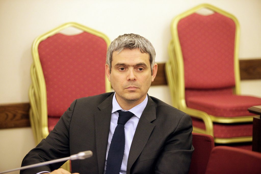 Κ. Καραγκούνης: «Η κυβέρνηση ΣΥΡΙΖΑ καθιστά τους δικαστές εύκολους στόχους για πονηρούς σκοπούς»