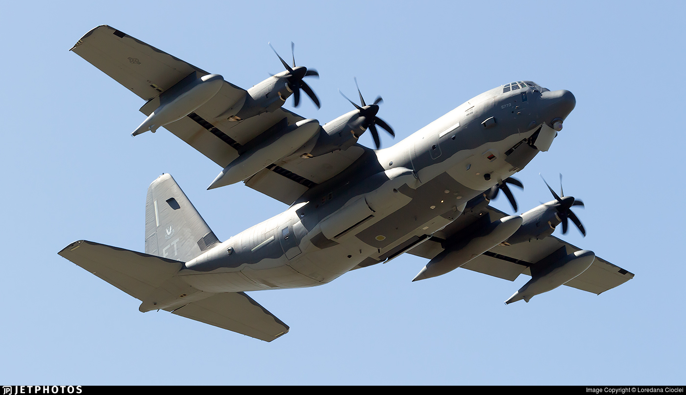 Περίεργη κινητικότητα στη Βενεζουέλα: Αμερικανικά αεροσκάφη ειδικών επιχειρήσεων πέταξαν βόρεια από το Καράκας