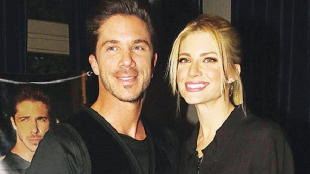 Η Ευαγγελία Αραβανή βάζει «τέλος» στις φήμες περί χωρισμού με τον Νίκο Οικονομόπουλο (βίντεο)