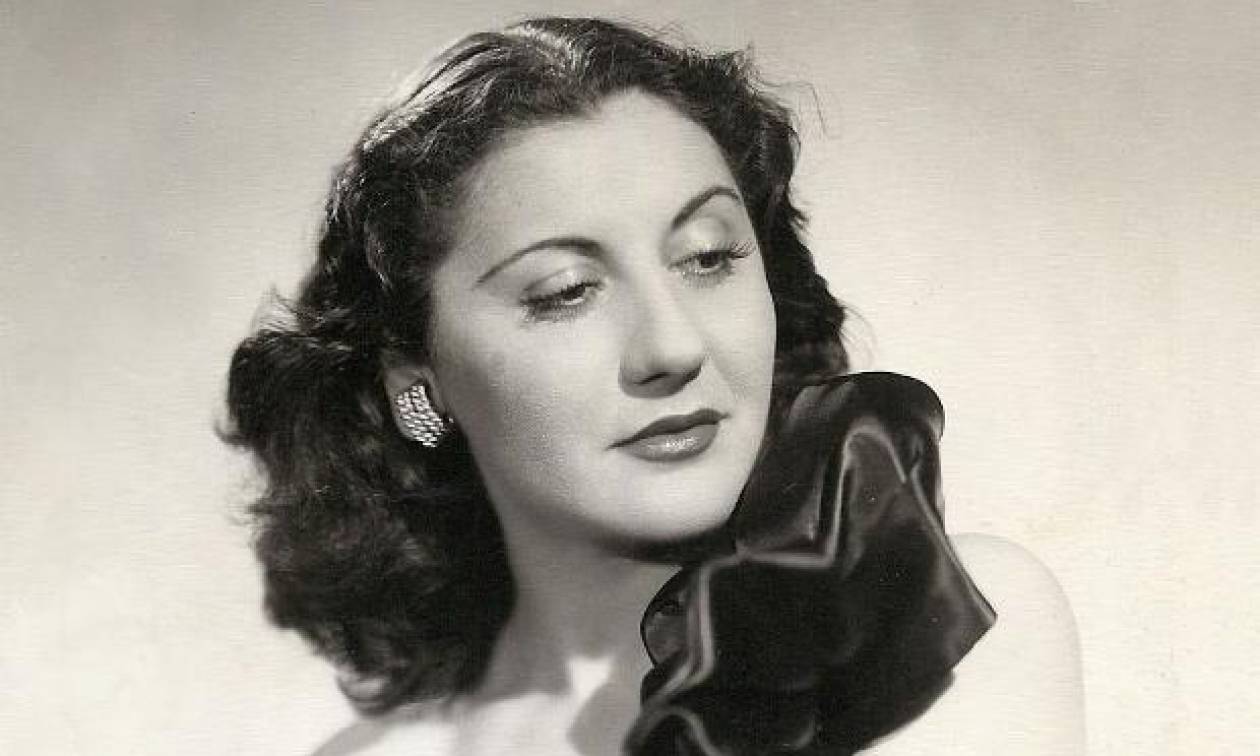 Σαν σήμερα γεννήθηκε η Σοφία Βέμπο- Η φωνή της «έντυσε» τα επαναστατικά και αγωνιστικά τραγούδια (βίντεο)