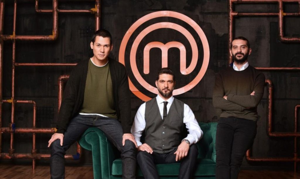 MasterChef: «Άφωνοι» έμειναν μόλις σήκωσαν το κουτί – Η έκπληξη που ετοίμασαν οι κριτές (βίντεο)
