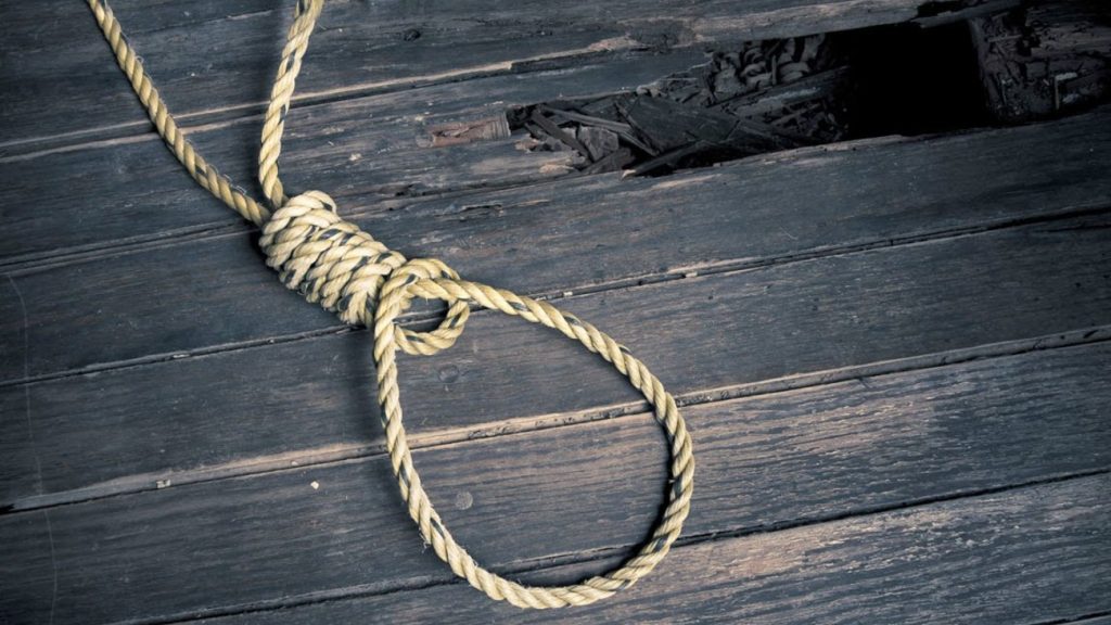 Εύβοια: 91χρονος βρέθηκε κρεμασμένος σε δέντρο