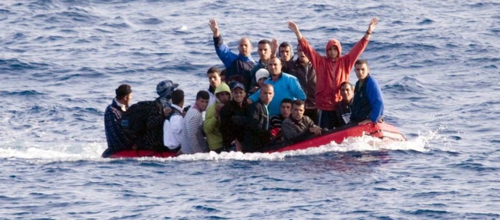 Ναυάγησε πλεούμενο με μετανάστες κοντά στην Αλγερία