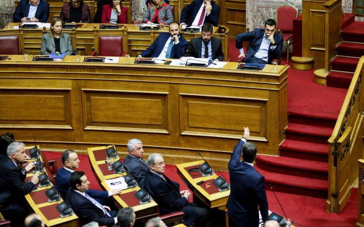 Η κόντρα Αλ.Τσίπρα – Κυρ.Μητσοτάκη στη Βουλή για τον Πρόεδρο της Δημοκρατίας (βίντεο)