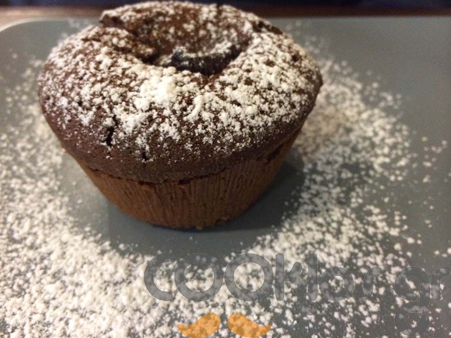 Η συνταγή της ημέρας: Σουφλέ σοκολάτας