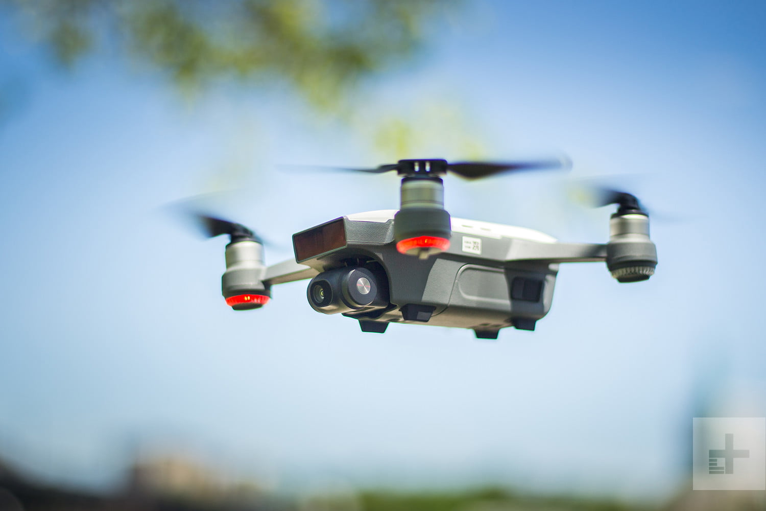 CNBC: Σύστημα προστασίας «no-fly-zone» για drone θα εγκαταστήσει και η Ελλάδα