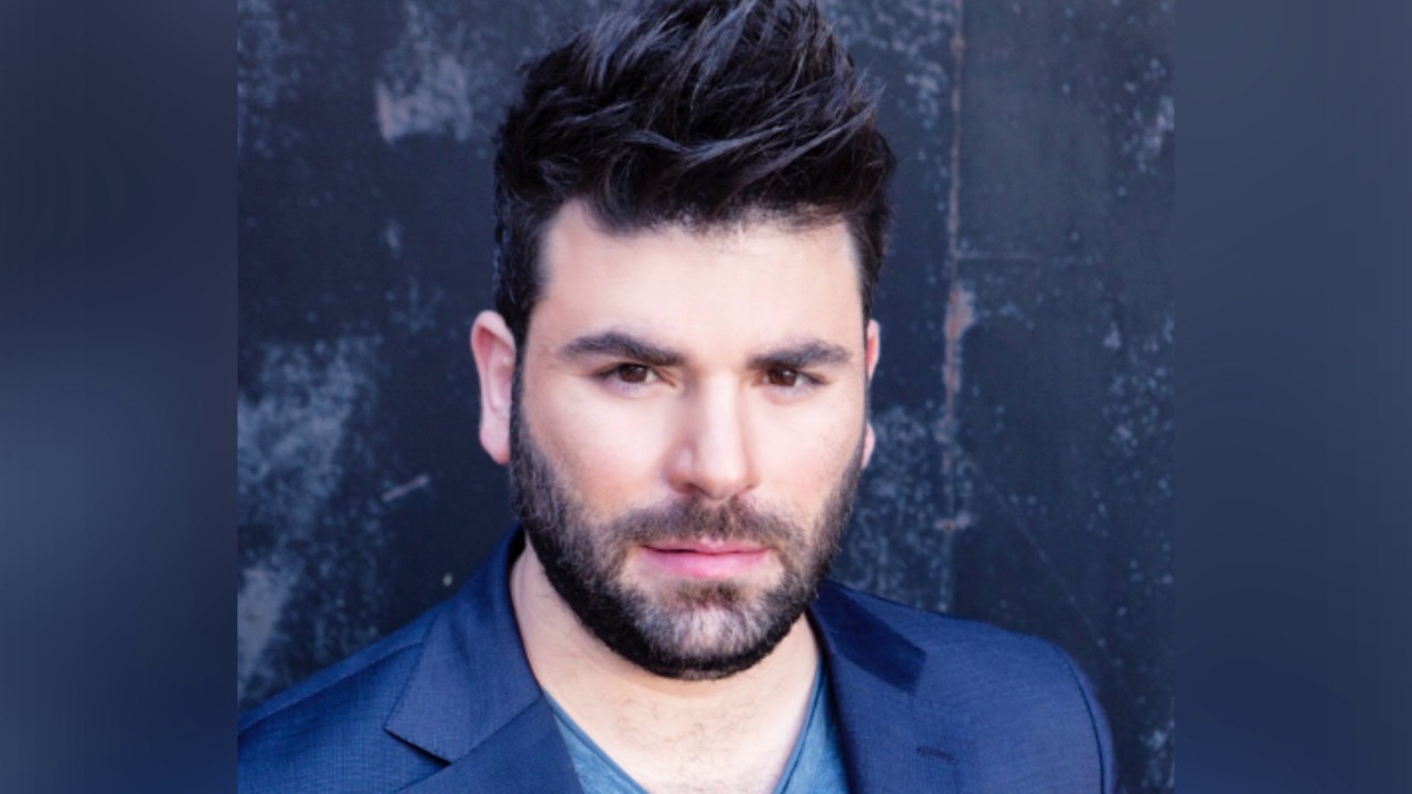 Παντελής Παντελίδης: Το συγκινητικό αφιέρωμα του Γρηγόρη Αρναούτογλου στο The 2night Show (βίντεο)