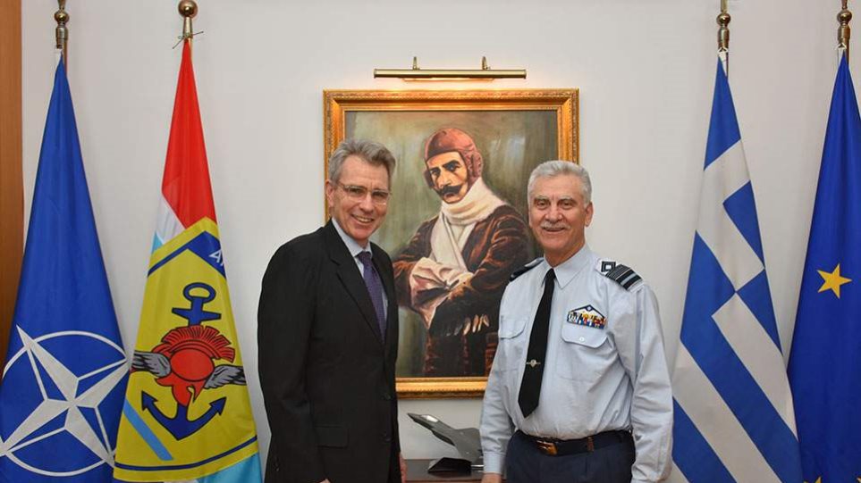 Συνάντηση με τον Α/ΓΕΕΘΑ Χρ. Χριστοδούλου είχε ο Αμερικανός πρέσβης