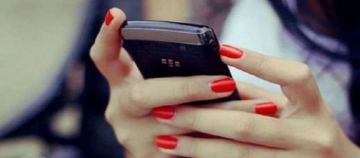 Νέοι κανόνες για τα κινητά τηλέφωνα: Η ανατροπή στα τιμολόγια & τις υπερβολικές χρεώσεις (φώτο)
