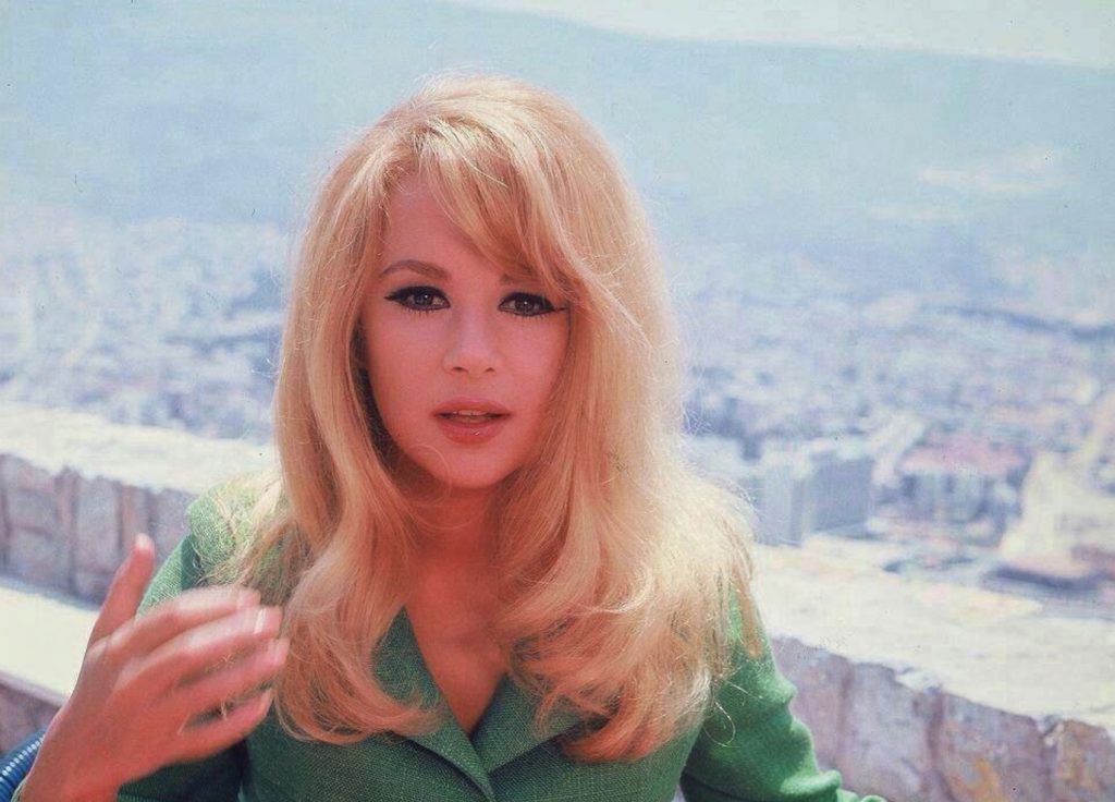 Ήρθε στον κόσμο η νέα… Αλίκη Βουγιουκλάκη!