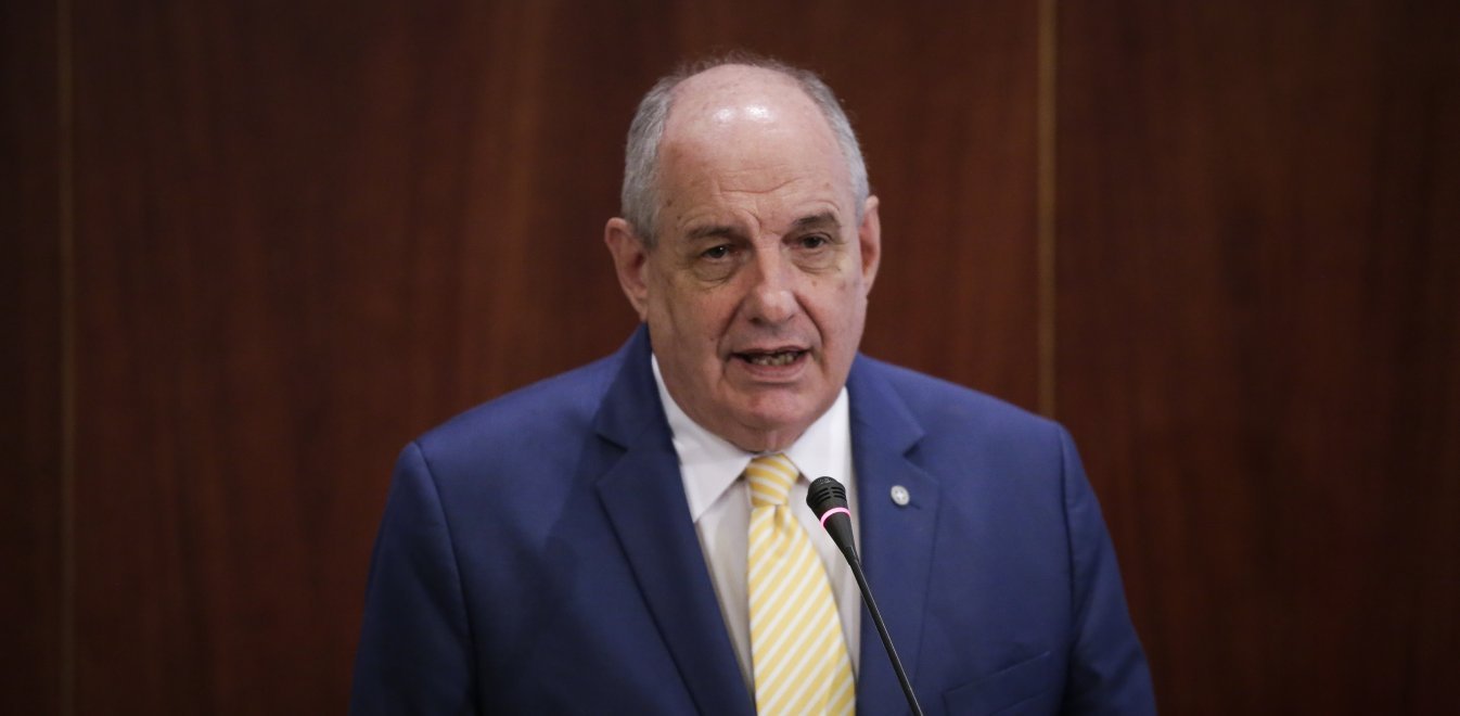 Τέρενς Κουίκ για συνεργασία με ΣΥΡΙΖΑ: «Ποτέ μη λες ποτέ…»