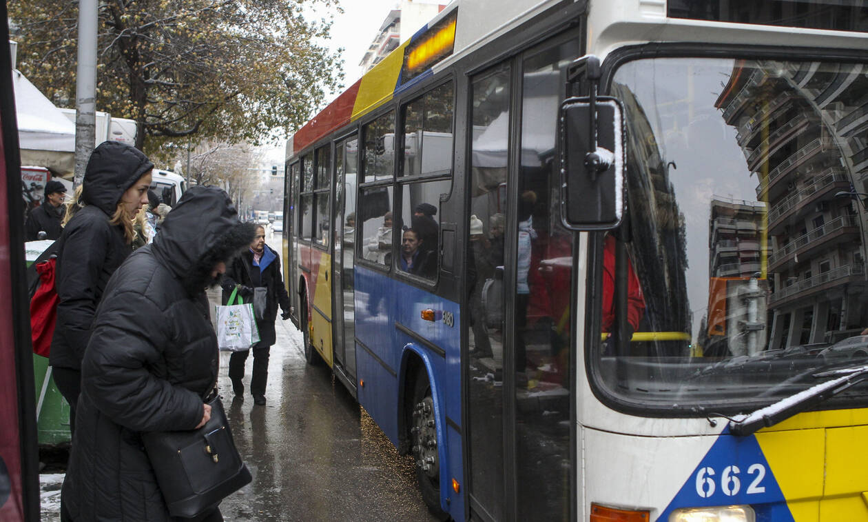 Δείτε τι μετέφερε γυναίκα με λεωφορείο του ΟΑΣΘ – Κόντεψαν να λιποθυμήσουν από τη μυρωδιά οι επιβάτες (φώτο)