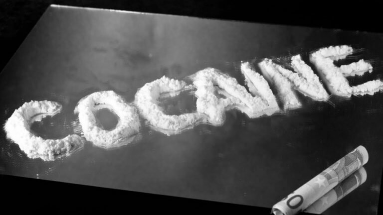 Η απολογία γνωστού τηλεοπτικού παρουσιαστή για το κύκλωμα κοκαΐνης στο Κολωνάκι – Τί ανέφερε