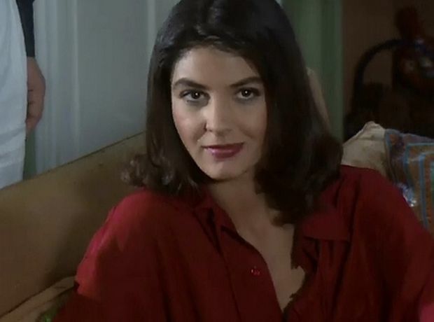 Δείτε πώς είναι σήμερα η «φλογερή» ηθοποιός των 90s Βερόνικα Αργέντζη (φωτο)