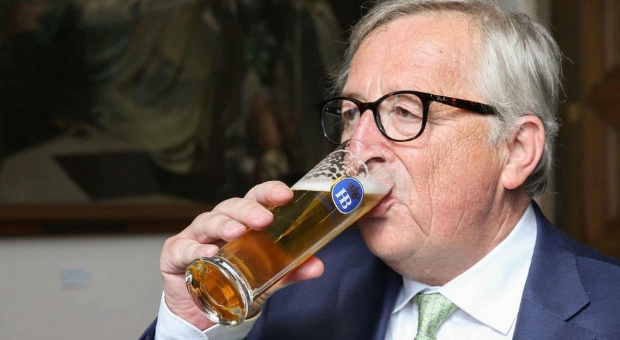 Απειλές από  Ζαν Κλοντ Γιούνκερ ότι θα διώξει το κόμμα του Ούγγρου πρωθυπουργού από το ΕΛΚ