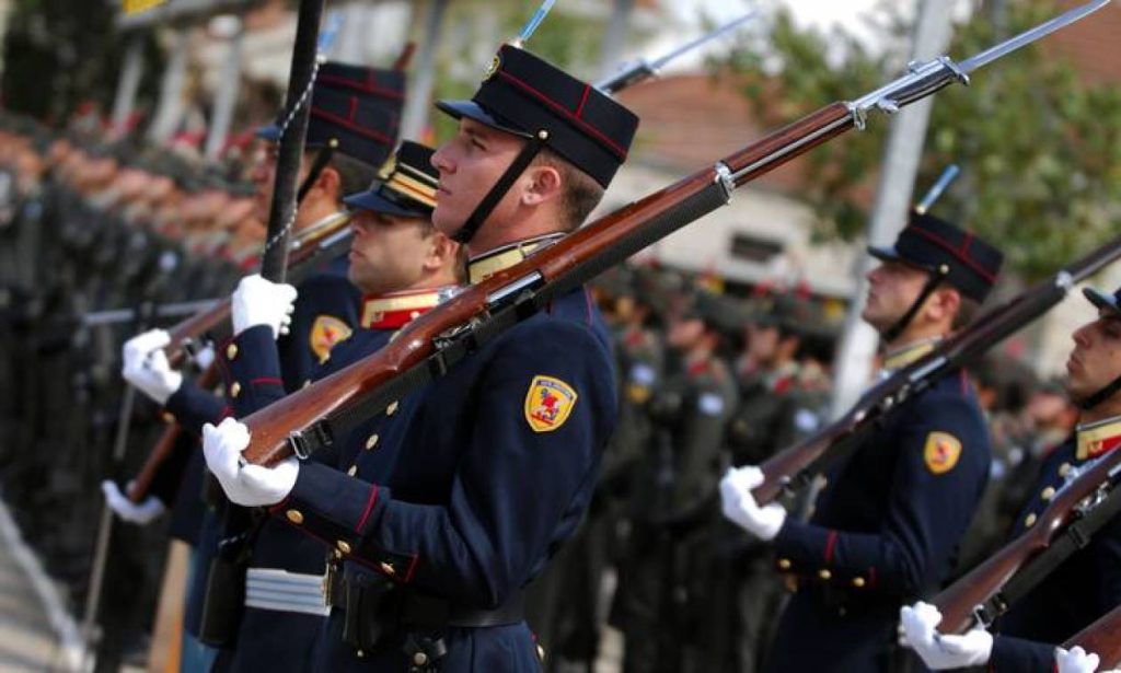 Στο «σκαμνί» του ΣτΕ η κυβέρνηση –  Δεν εκτέλεσε την απόφαση για τα αναδρομικά των ενστόλων – Αγωνία για 300.000 στελέχη