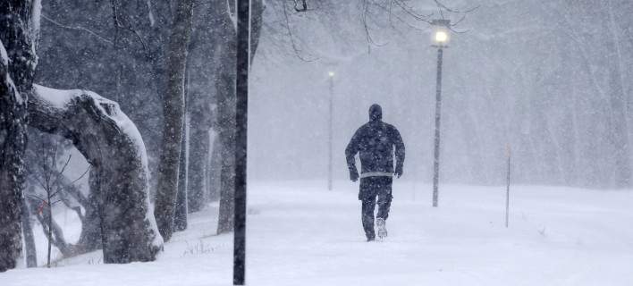 Μετεωρολόγος ανατρέπει τα δεδομένα – Αλλάζουν οι προβλέψεις για τον ιστορικό χιονιά!