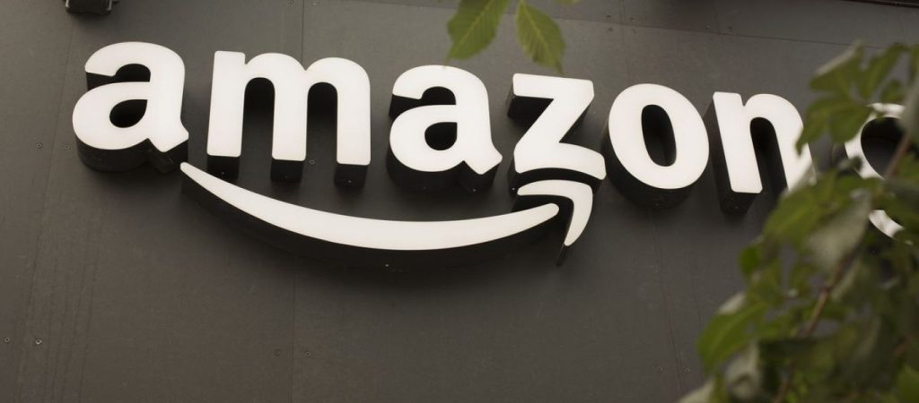 Πως η Amazon και άλλες εταιρίες κολοσσοί γλυτώνουν εκατομμύρια σε φόρους; (βίντεο)