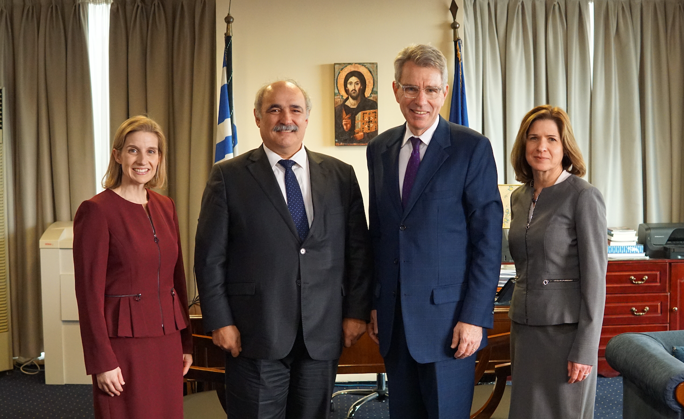 Συνάντηση Μ.Μπόλαρη – Τζ.Πάιατ: «Ισχυρή βούληση για ενίσχυση της ελληνοαμερικανικής συνεργασίας»