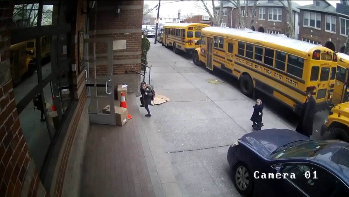 Πάρτε του αμέσως το δίπλωμα – Δείτε τί έκανε (βίντεο)