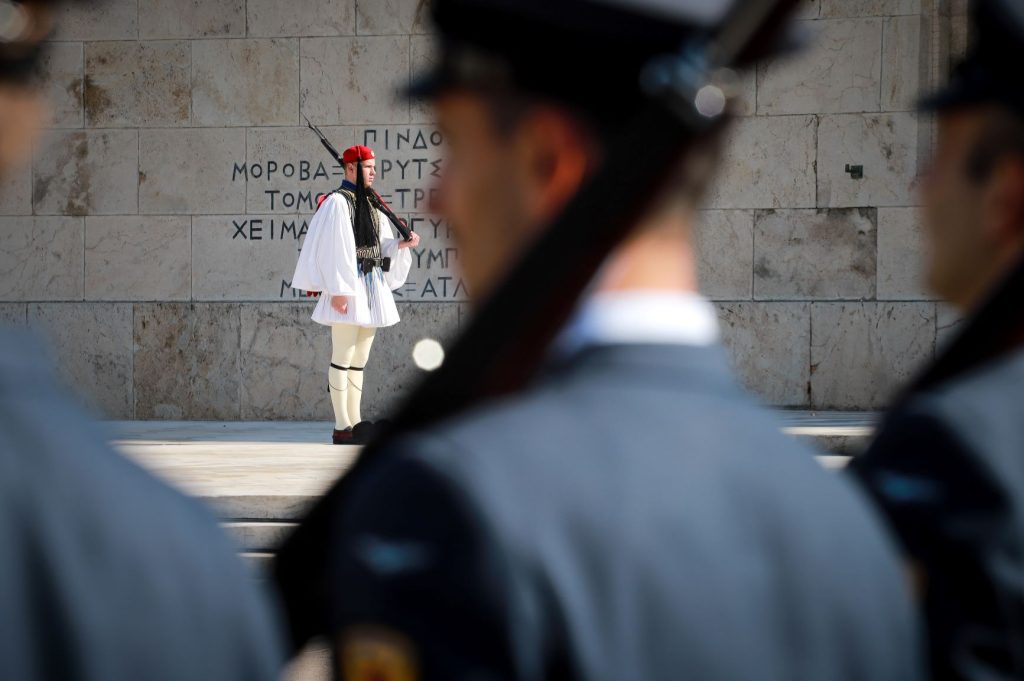 Ποιος ήταν ο 24χρονος Εύζωνας που έφυγε ξαφνικά από τη ζωή – Η σχέση του με το μπάσκετ και τον Προμηθέα Πατρών (φωτο)