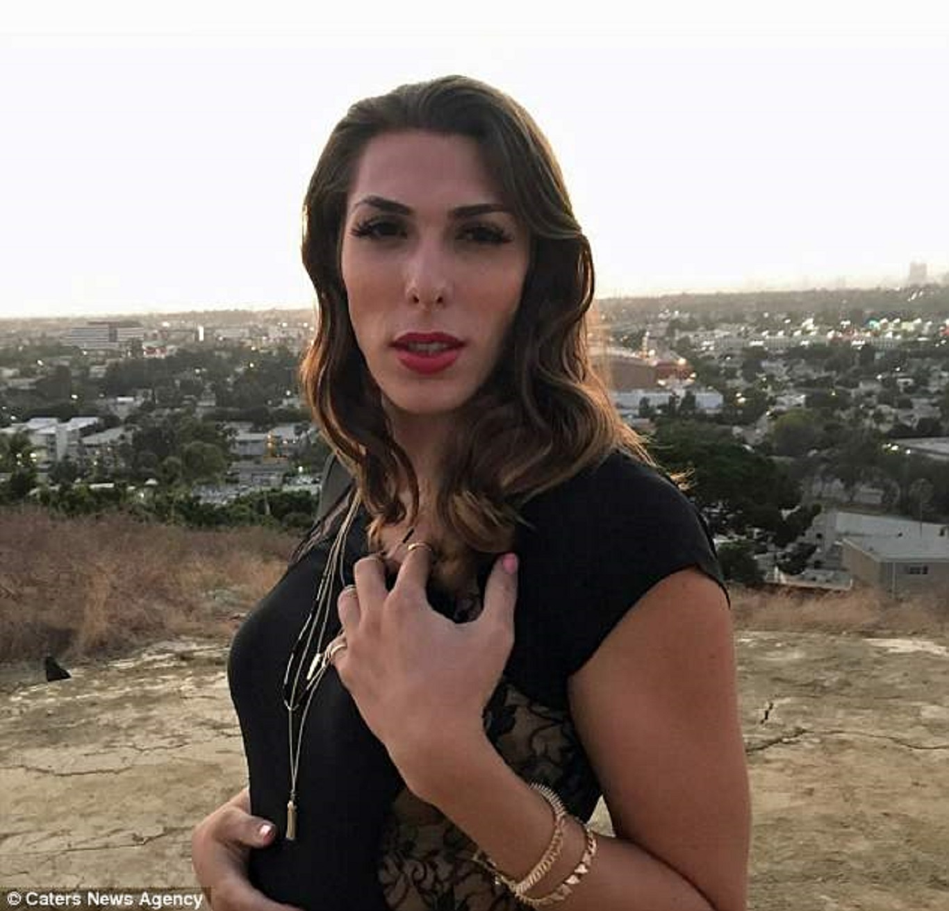 Άντρας άλλαξε φύλο, αλλά τώρα το μετάνιωσε γιατί το να είσαι γυναίκα… κοστίζει! (φωτο)