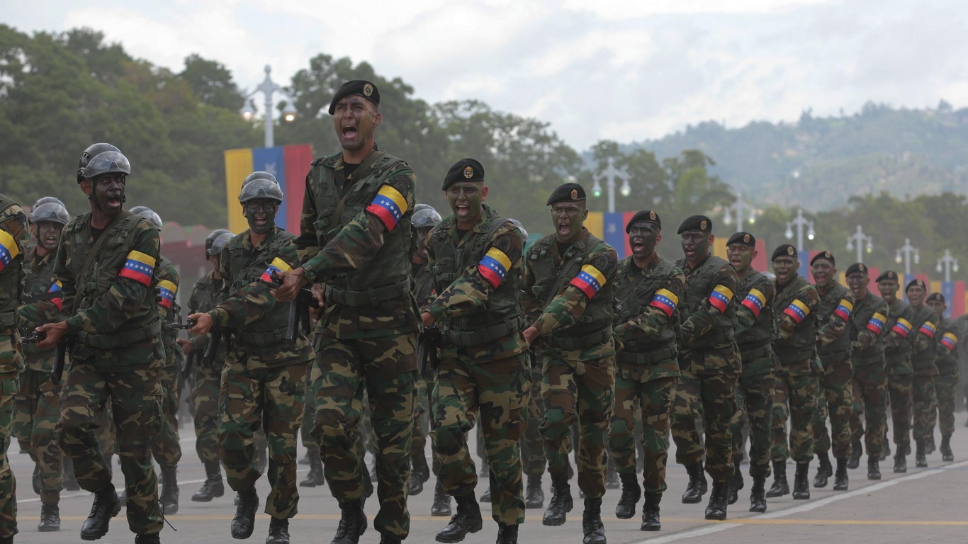 Βενεζουέλα: Τρεις στρατιώτες λιποτάκτησαν και ζήτησαν βοήθεια στην Κολομβία