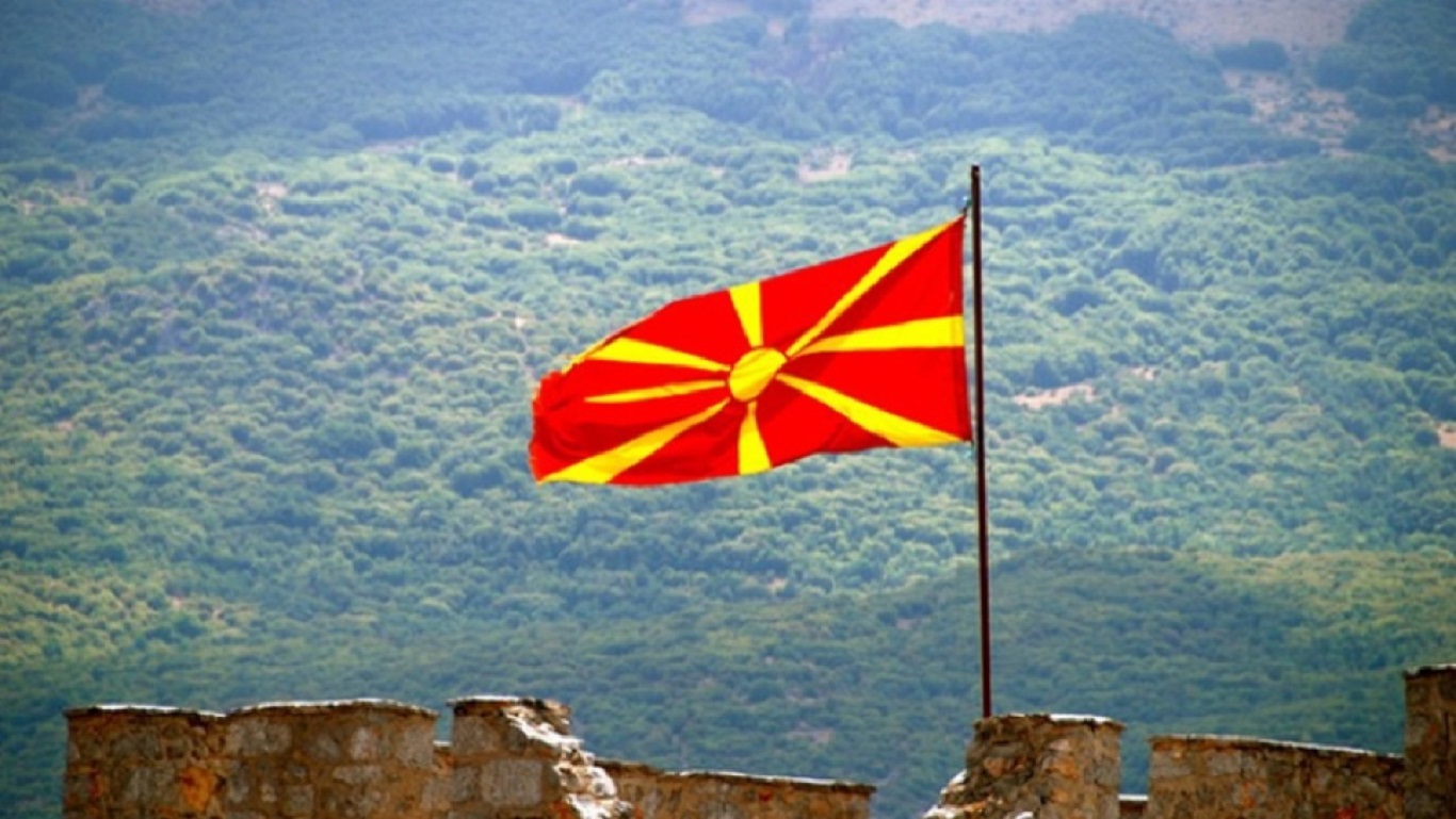 Τα Σκόπια μας εξευτελίζουν ελέω ΣΥΡΙΖΑ: Πότε θα αποκαλούμαστε «Βόρεια Μακεδονία» και πότε… σκέτο «Μακεδονία»!