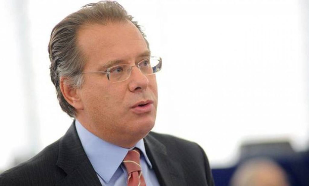 Γ.Κουμουτσάκος:  «Η κυβέρνηση όφειλε να αντιδράσει για να σταματήσει αυτή η ”χιονοστιβάδα” των δημοσιευμάτων»