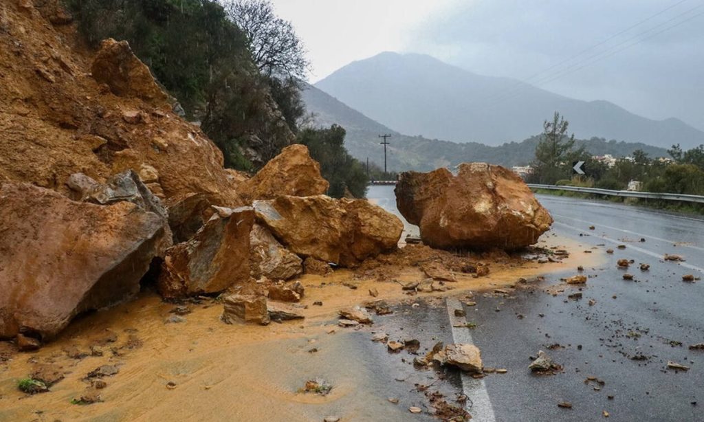 Η «Ωκεανίς» βούλιαξε την Κρήτη: Χωριά παραμένουν αποκλεισμένα -Τεράστιες καταστροφές (βίντεο)
