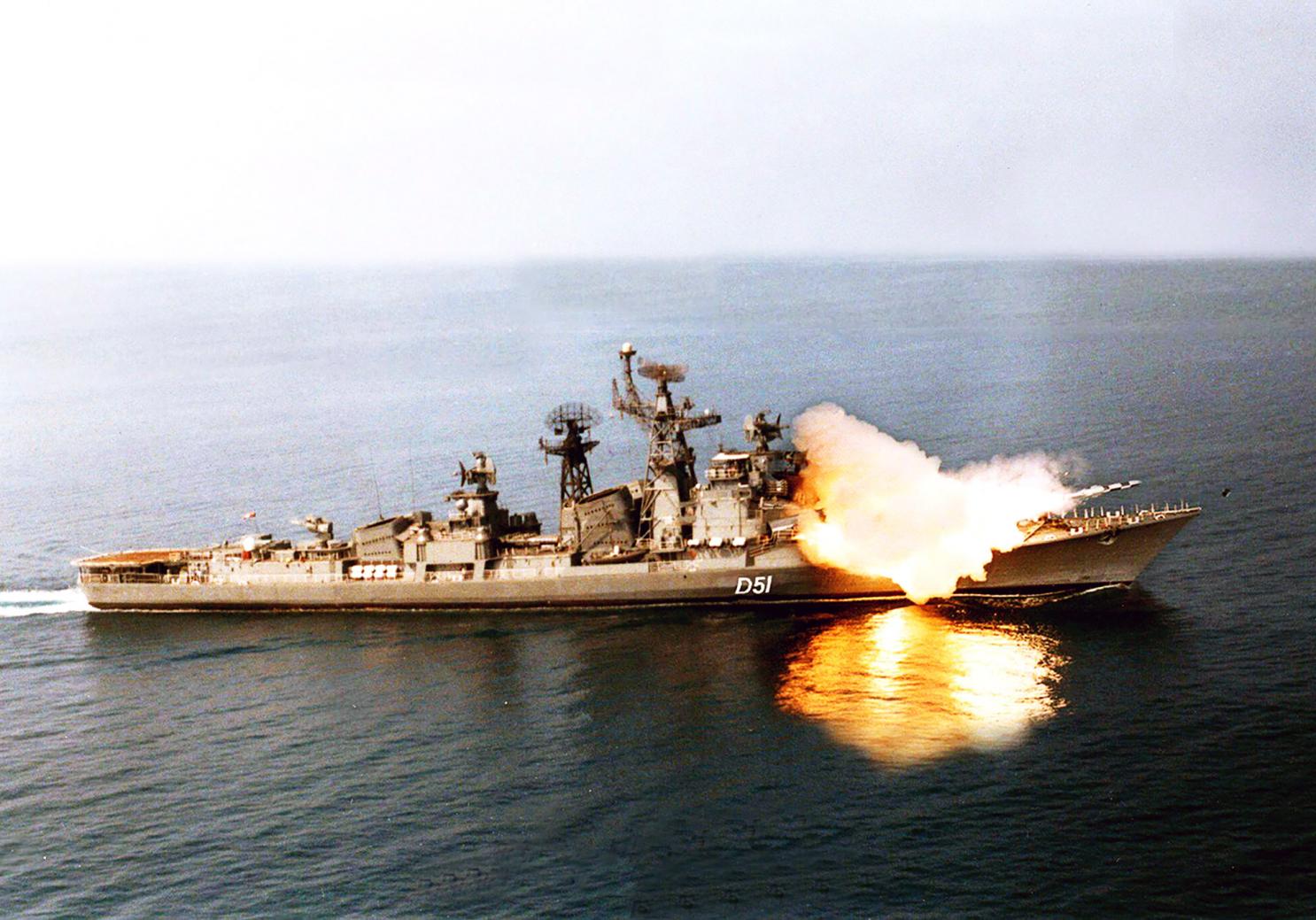 Θα χρησιμοποιήσει Brahmos για να πλήξει το ναύσταθμο στο Καράτσι το ινδικό Ναυτικό;
