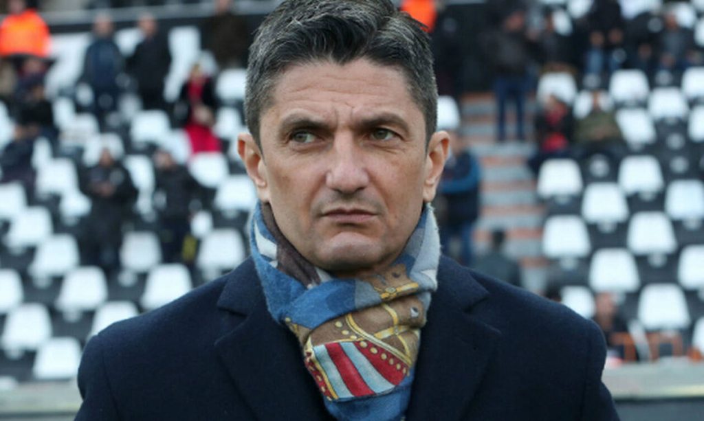 «Τρελάθηκε» ο Λουτσέσκου – Τα έβαλε με Αθήνα, Πανιώνιο και διαιτητές