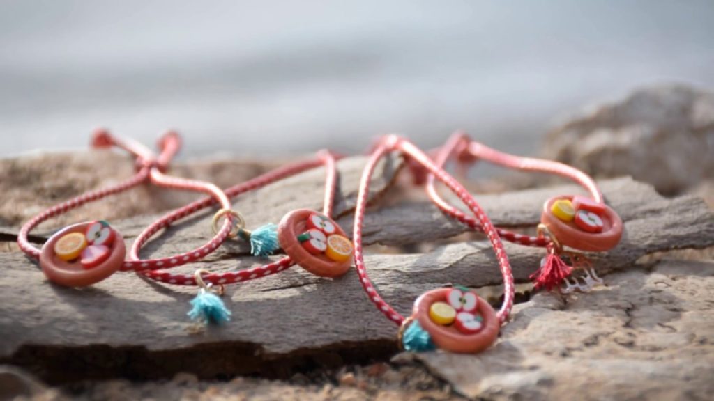 Γιατί φοράμε Μάρτη;- Το έθιμο της Αρχαίας Ελλάδας