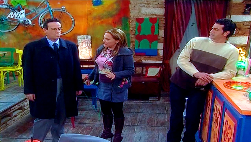 Δείτε το αληθινό Κολοκοτρωνίτσι εν έτει 2019 – Στο χωριό ο Χάρης Ρώμας με… τον παπά (φωτό)