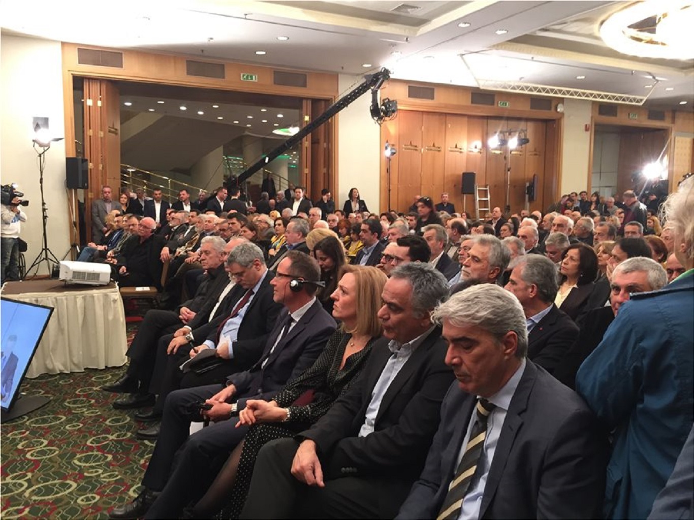 «Προοδευτική Συμμαχία Σοσιαλιστών και Δημοκρατών»: Κεντρικός ομιλητής ο Α. Τσίπρας – Απουσία του ΚΙΝΑΛ (φωτο)