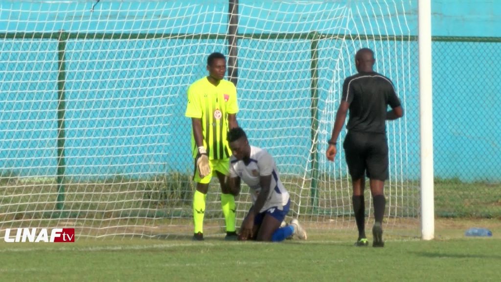 Βίντεο: Παίκτης κατέρρευσε στο γήπεδο και πέθανε