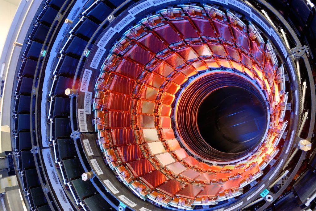 CERN: Μετά το «σωματίδιο του Θεού» ψάχνει την «ύλη του Διαβόλου»