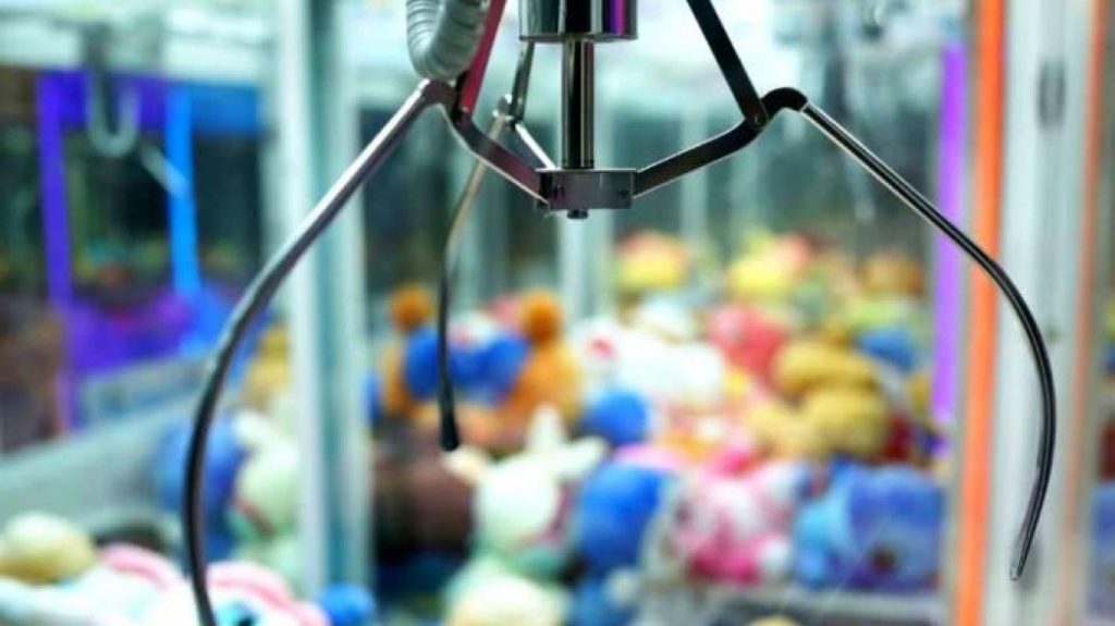 Επιτέλους: Βρέθηκε το κόλπο για να πιάσεις το αρκουδάκι με τη δαγκάνα