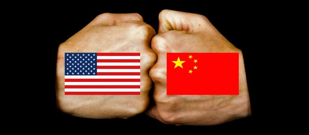 Aυξήθηκε κι άλλο το εμπορικό έλλειμμα των ΗΠΑ παρά τους δασμούς που έχουν επιβάλλει στις εισαγωγές