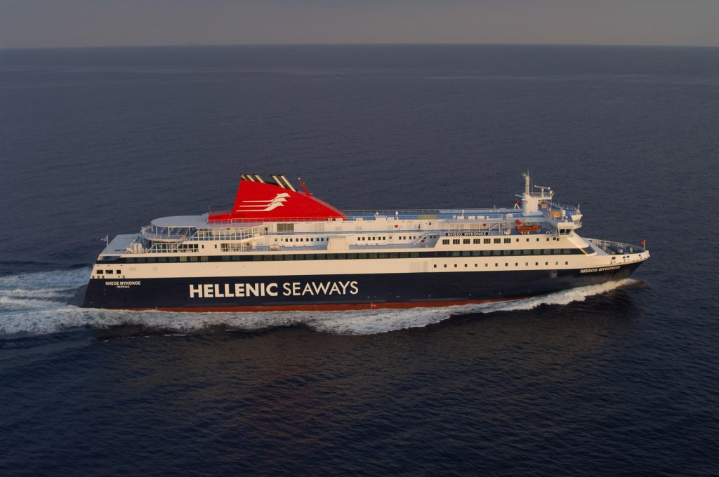 «Nήσος Μύκονος»: Μηχανική βλάβη και ταλαιπωρία για 1.262 επιβάτες