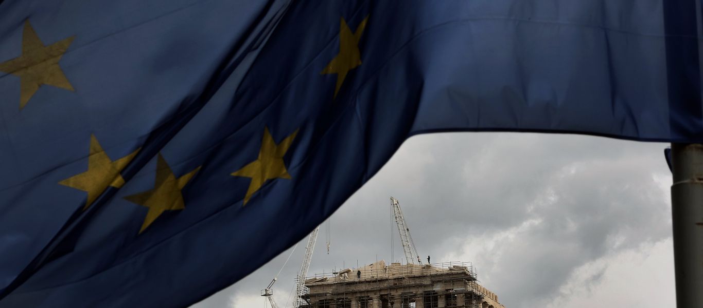 Handelsblatt: «Η οικονομία στην Ελλάδα παρεκκλίνει από την αναπτυξιακή πορεία»