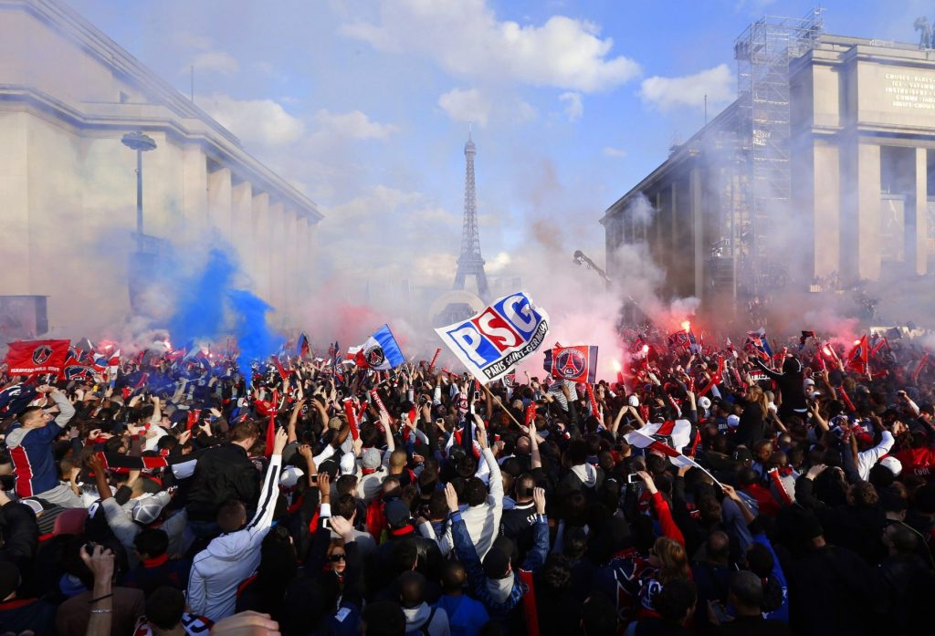 Ultras Παρί: «Γίναμε ξανά περίγελος της Ευρώπης, αγοράστε @ρχ@@@… ή φύγετε»
