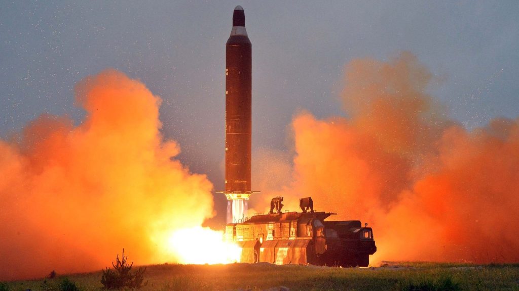 «Περίεργη» κινητικότητα στις πυρηνικές εγκαταστάσεις της Βόρειας Κορέας