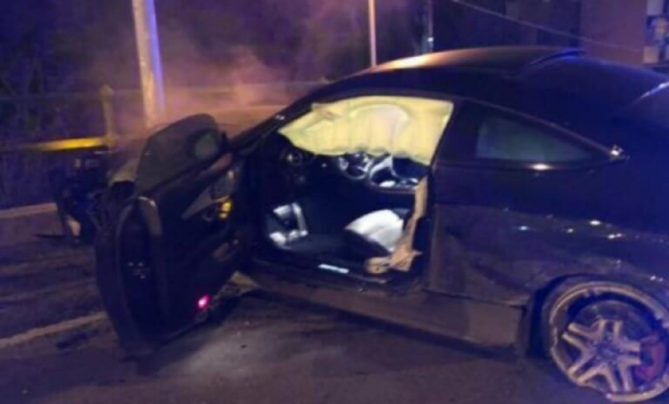 Ποδοσφαιριστής πήγε να αποφύγει έλεγχο για αλκοτέστ και… τράκαρε! (φωτο)