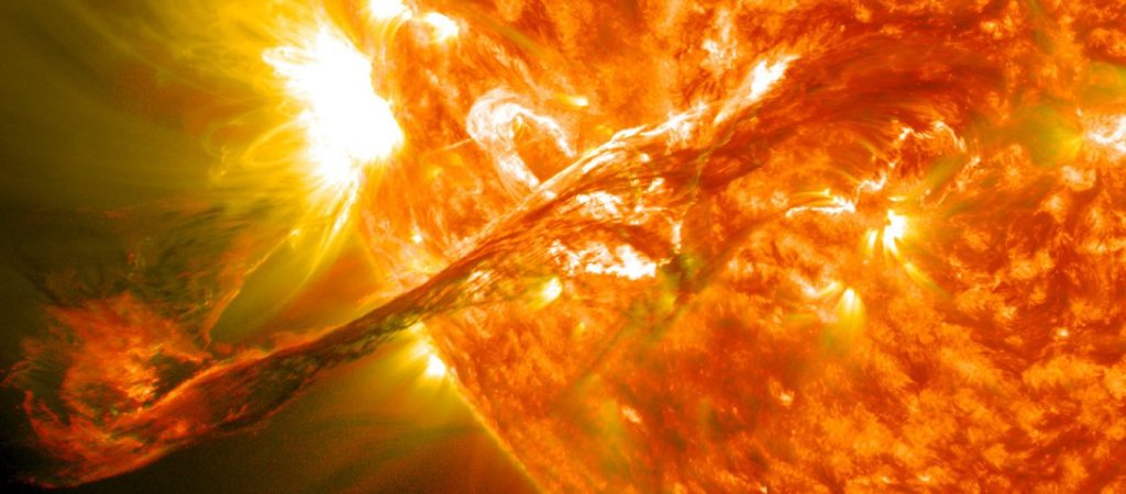 Επιστήμονες προειδοποιούν: Γιγάντια ηλιακή καταιγίδα μπορεί να πλήξει τη Γη