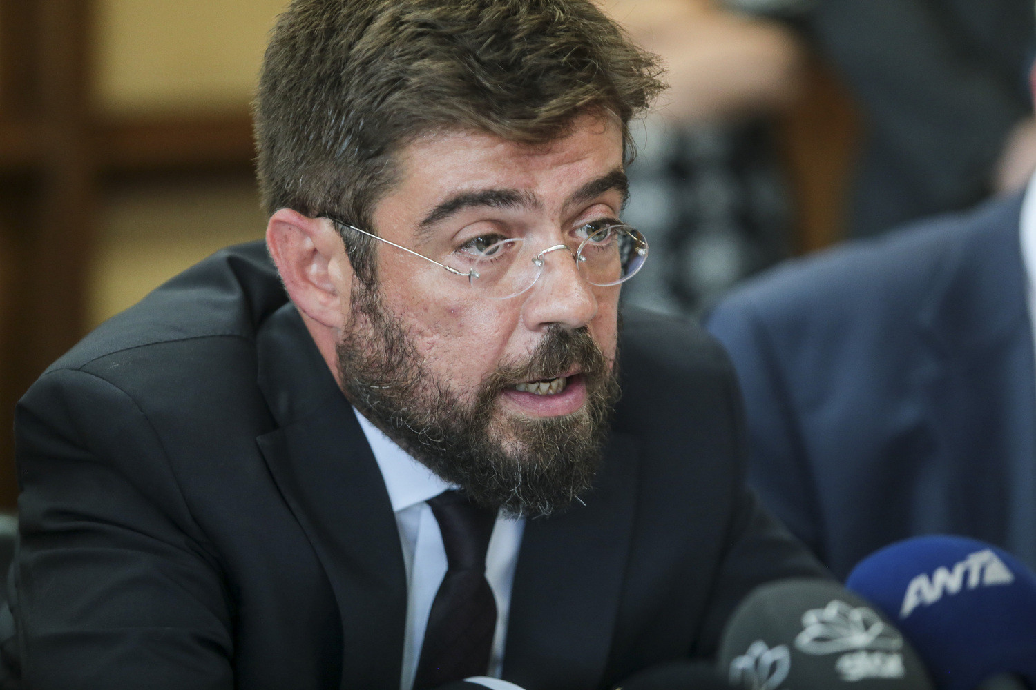 Μ.Καλογήρου: «Καμία πρόταση δεν επιφέρει ή αλλοιώνει την προστασία της έννομης τάξης για κατοχή εκρηκτικών υλών»